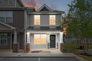 955 Big Sky Dr Apt J, Clarksville, TN 37040