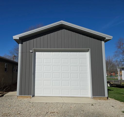 4043 N County Road 100 East, New Castle, IN 47362