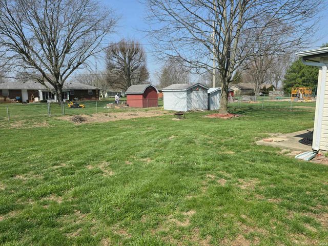 4043 N County Road 100 East, New Castle, IN 47362