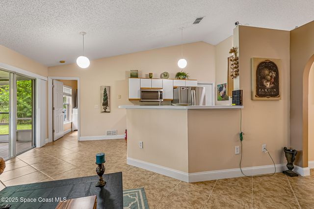 2724 Tolman Avenue SE, Palm Bay, FL 32909