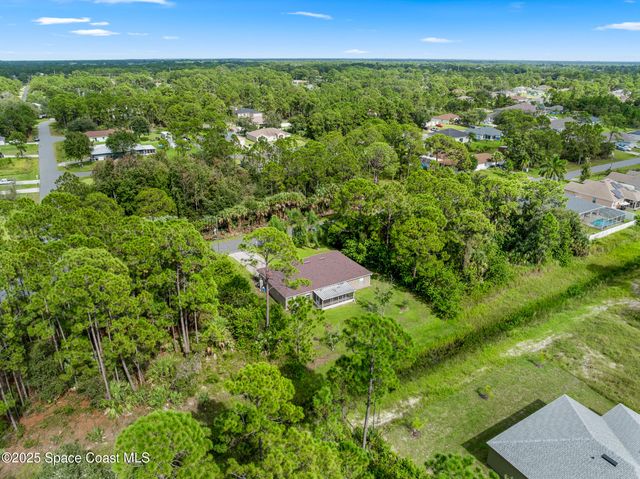 2724 Tolman Avenue SE, Palm Bay, FL 32909