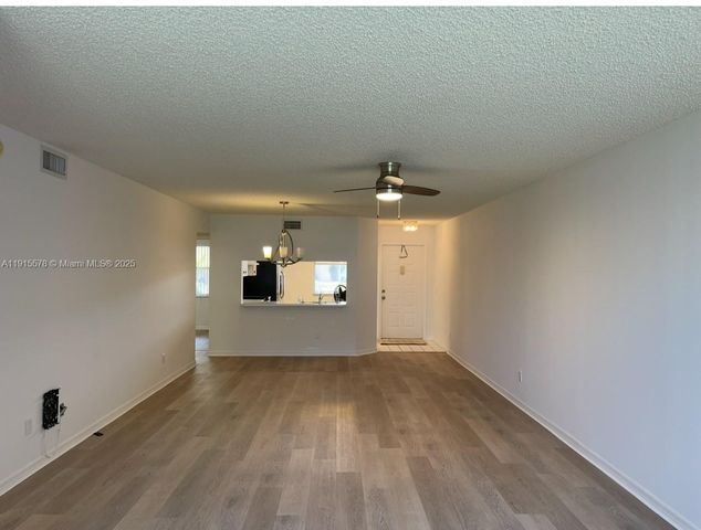 10369 NW 24th Pl 104, Sunrise, FL 33322