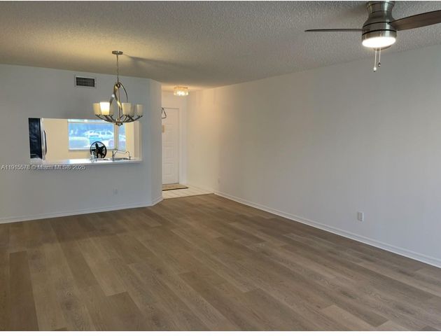 10369 NW 24th Pl 104, Sunrise, FL 33322