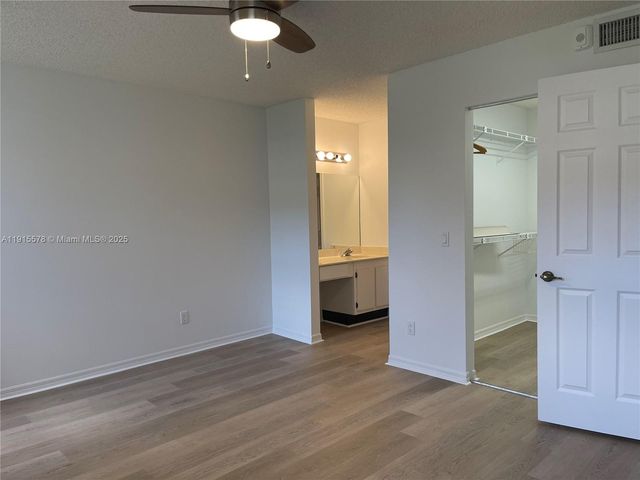 10369 NW 24th Pl 104, Sunrise, FL 33322