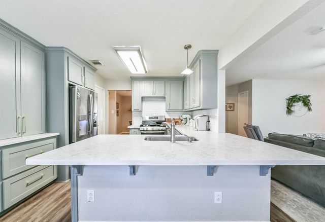 3425 Stevenwood Lane, Alvin, TX 77511