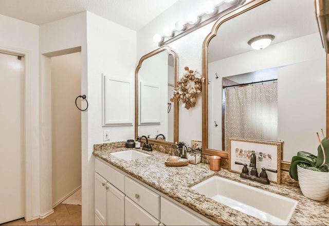 3425 Stevenwood Lane, Alvin, TX 77511