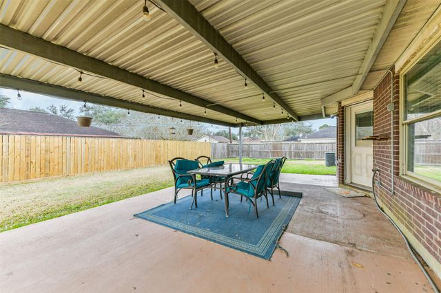 3425 Stevenwood Lane, Alvin, TX 77511