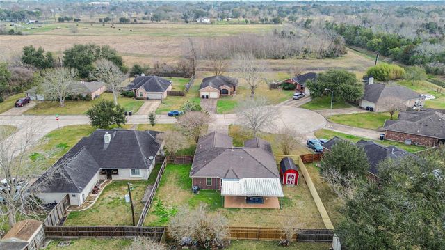 3425 Stevenwood Lane, Alvin, TX 77511
