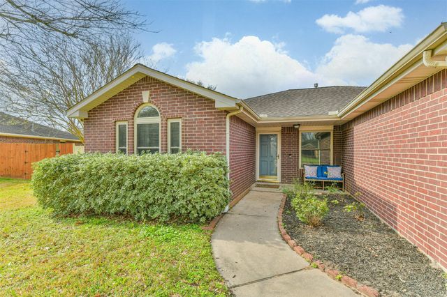 3425 Stevenwood Lane, Alvin, TX 77511