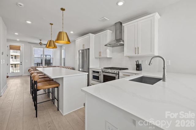 1925 Dunavant Street, Charlotte, NC 28203