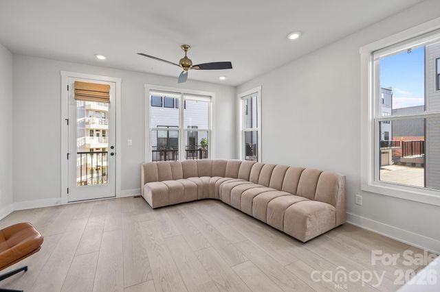 1925 Dunavant Street, Charlotte, NC 28203