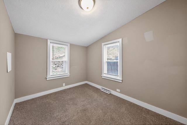 118 E GRAHAM Avenue, Council Bluffs, IA 51503