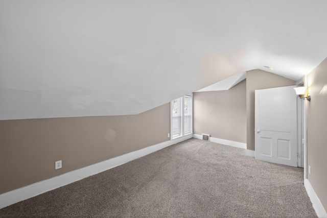 118 E GRAHAM Avenue, Council Bluffs, IA 51503