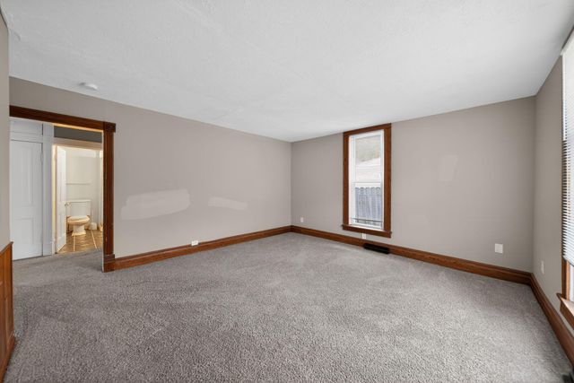 118 E GRAHAM Avenue, Council Bluffs, IA 51503