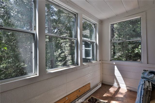 26316 Ca-189, Twin Peaks, CA 92391