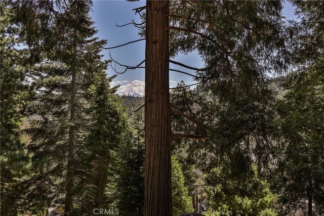 26316 Ca-189, Twin Peaks, CA 92391