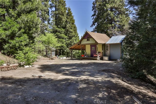 26316 Ca-189, Twin Peaks, CA 92391