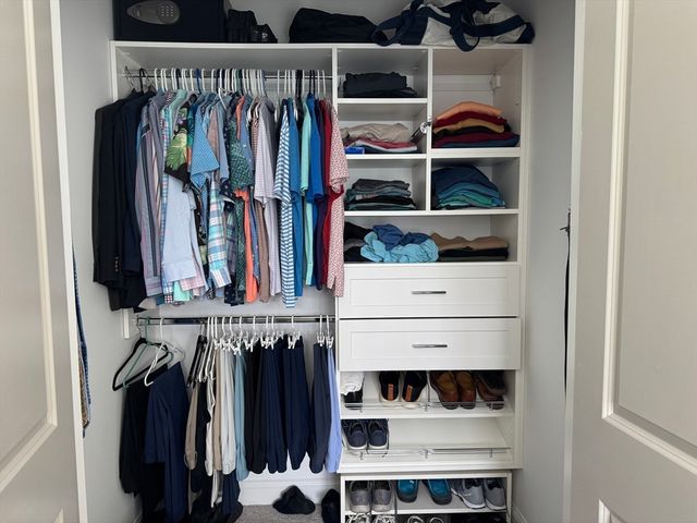 1 Revolution Way 307, Canton, MA 02021