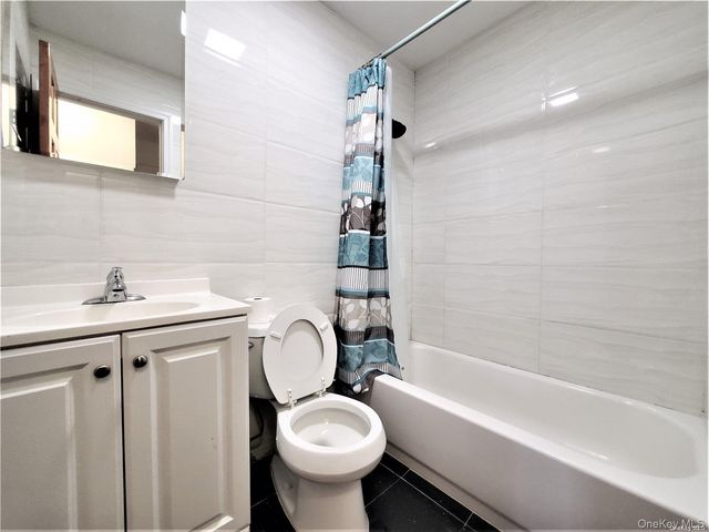 81-64 102nd Avenue 3rd Fl, Ozone Park, NY 11416
