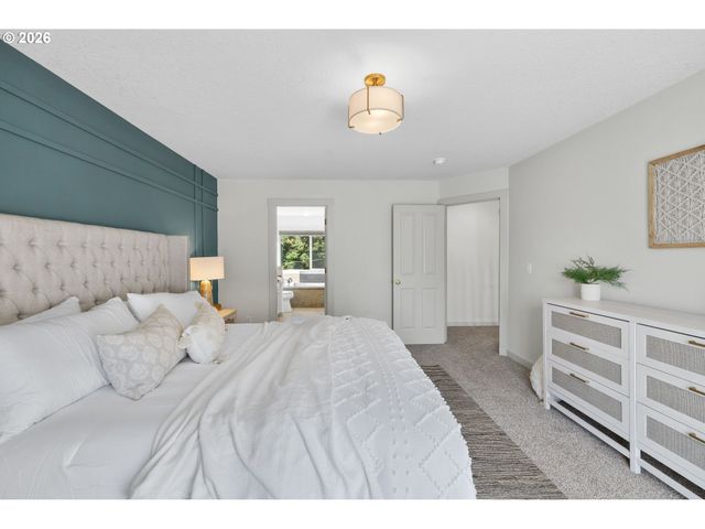 8945 Sw TERRETON Pl, Portland, OR 97223