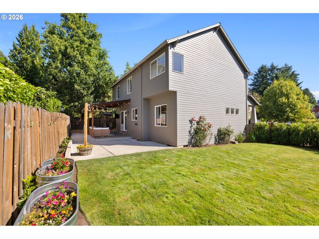 8945 Sw TERRETON Pl, Portland, OR 97223