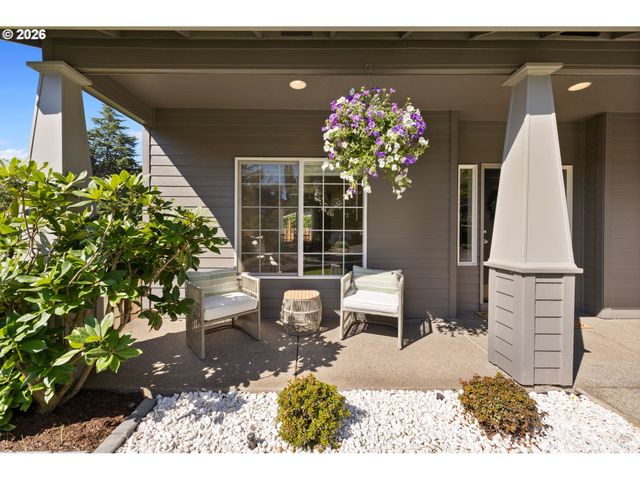 8945 Sw TERRETON Pl, Portland, OR 97223