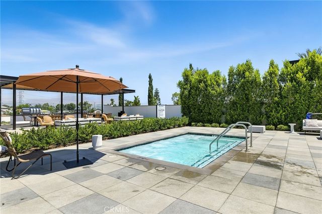 708 527 Snowberry Place, Montebello, CA 90640