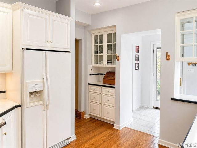 664 Orchard Parkway, Niagara Falls, NY 14301