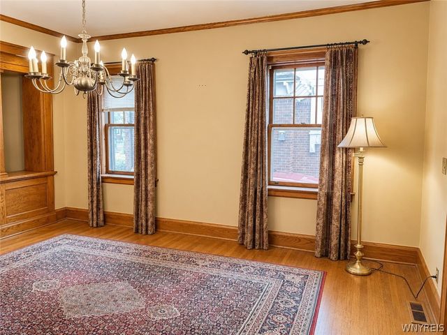 664 Orchard Parkway, Niagara Falls, NY 14301