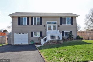 38 TILLER DR, Barnegat, NJ 08005