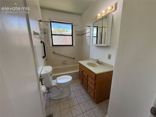 1220 E San Rafael Street, Colorado Springs, CO 80909
