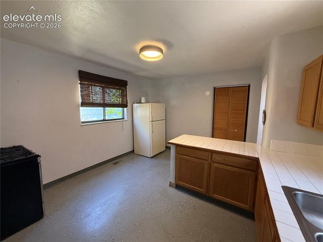 1220 E San Rafael Street, Colorado Springs, CO 80909