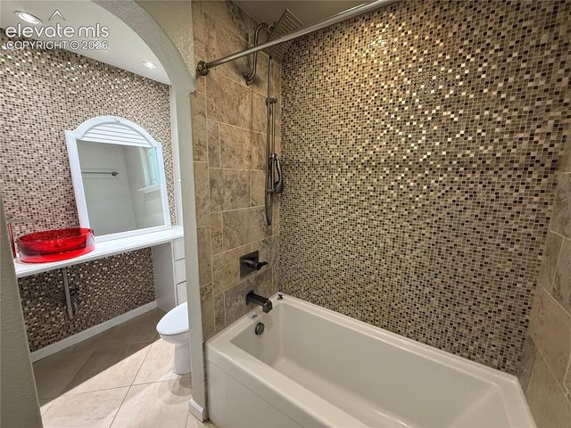 1220 E San Rafael Street, Colorado Springs, CO 80909