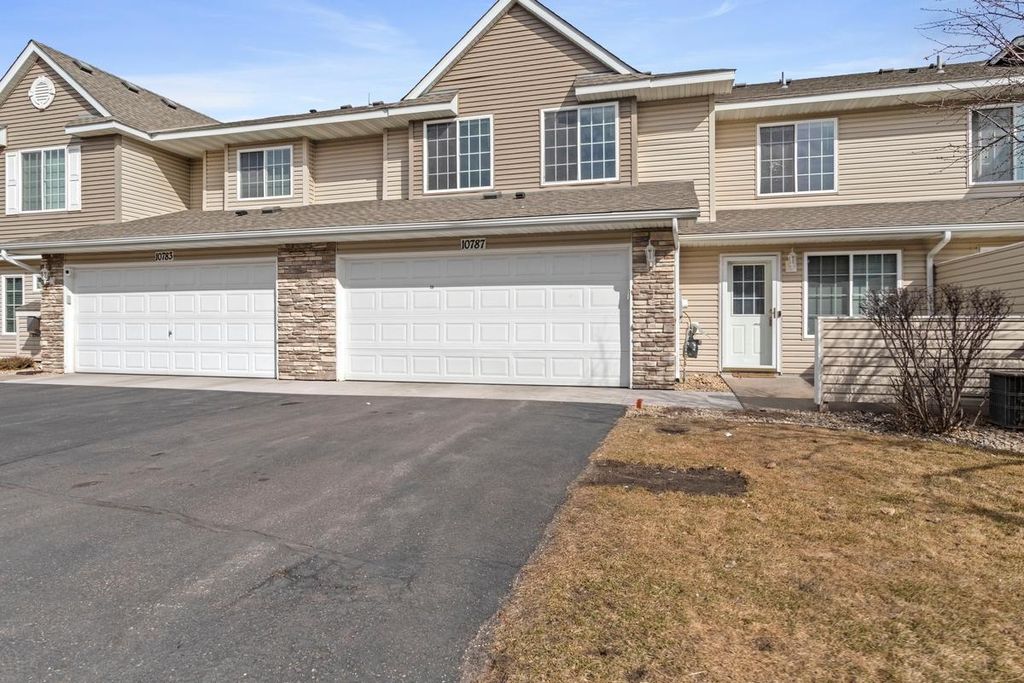 10787 Unity Lane N, Brooklyn Park, MN 55443