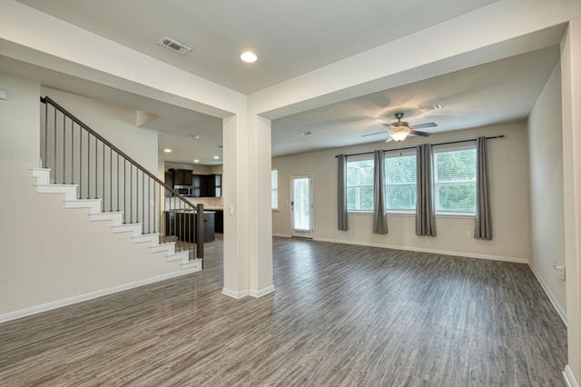10001 Dalliance LN, Manor, TX 78653