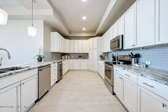 320 1ST Street N 910, Jacksonville Beach, FL 32250