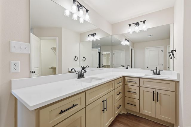 338 Millie Court, Austin, AR 72007