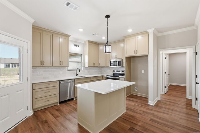 338 Millie Court, Austin, AR 72007