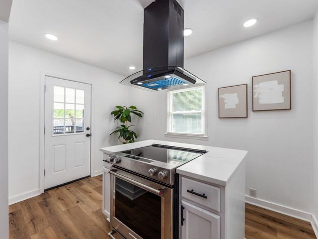 113 N Powell Avenue, Columbus, OH 43204