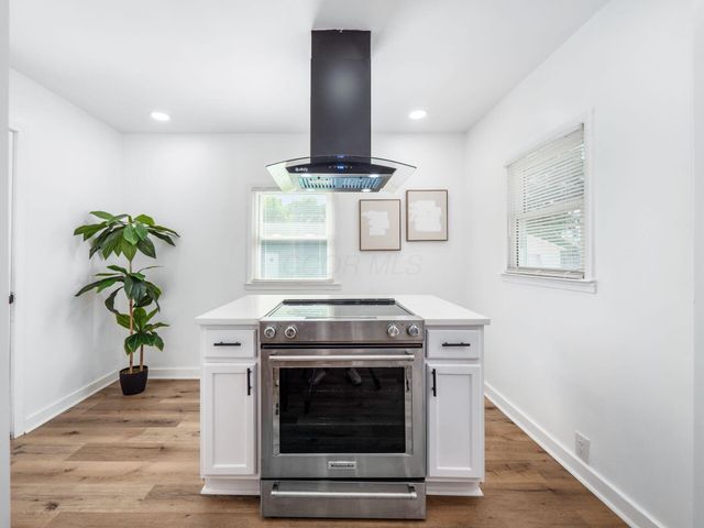 113 N Powell Avenue, Columbus, OH 43204