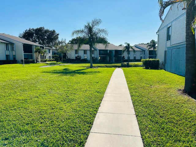 1115 Green Pine Boulevard A1, West Palm Beach, FL 33409