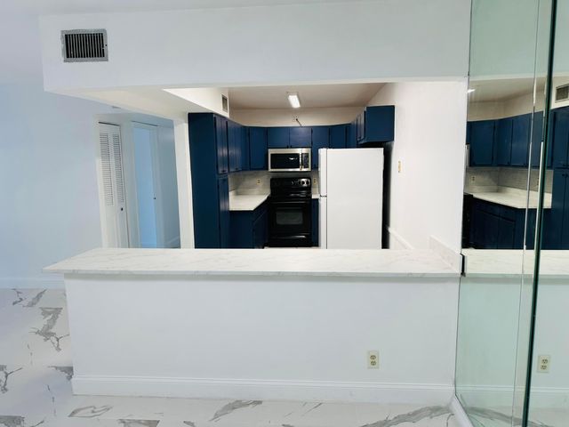 1115 Green Pine Boulevard A1, West Palm Beach, FL 33409