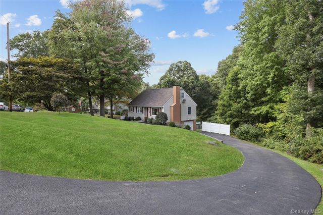 33 Nevins Road, Mahopac, NY 10541