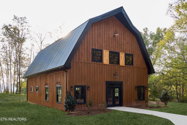 143 Moody Moon Ridge Way, Newport, TN 37821