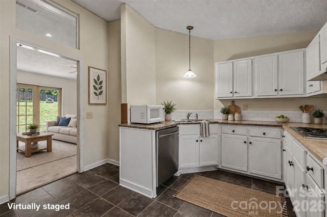 6124 Dwightware Boulevard, Charlotte, NC 28227
