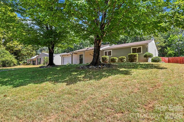 6124 Dwightware Boulevard, Charlotte, NC 28227