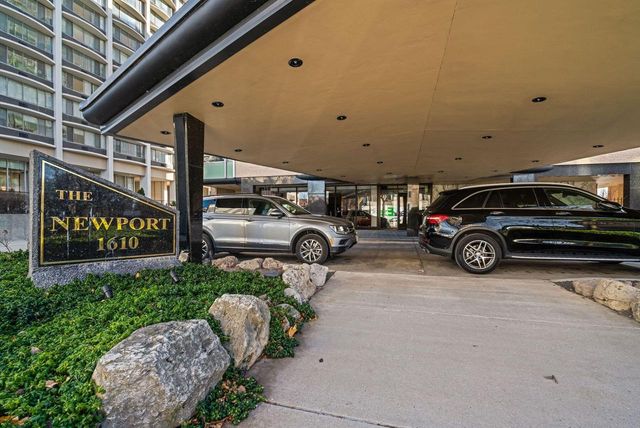 1610 N Prospect AVENUE #1104, Milwaukee, WI 53202