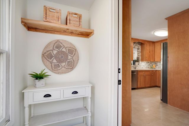 2017 Villard Avenue, Saint Paul, MN 55116