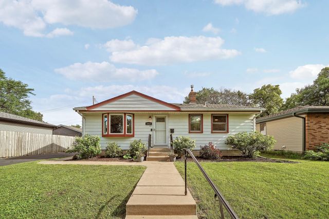 2017 Villard Avenue, Saint Paul, MN 55116