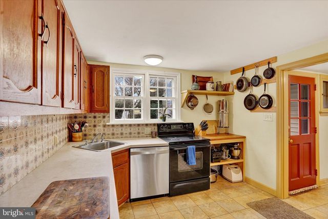 755 FETTERS MILL RD, Huntingdon Valley, PA 19006